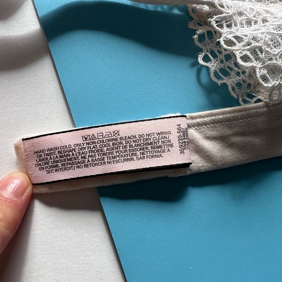 White lace bralette - Victoria’s Secret - Picture 6 of 6